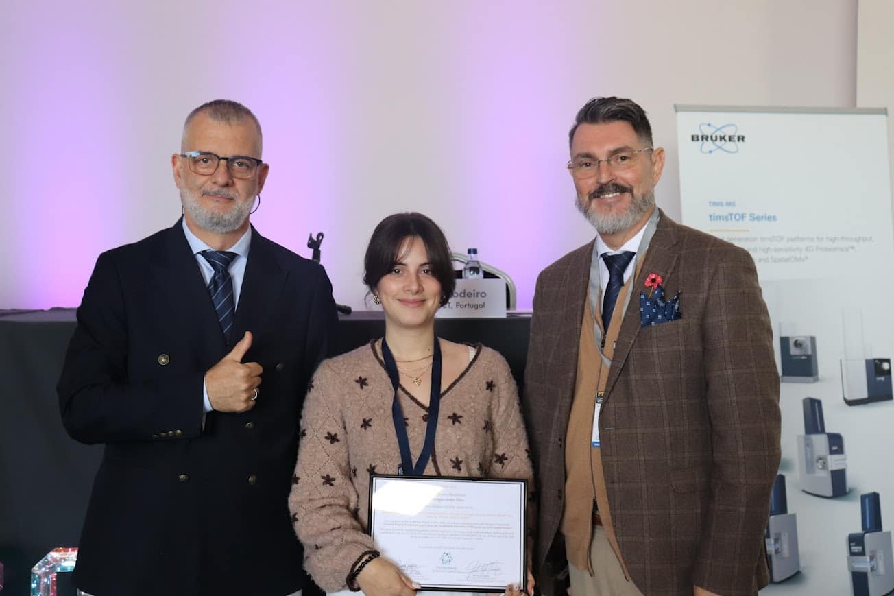 Joana Araújo Honoured with Best Shotgun Poster Award at International Caparica Conference PTIM