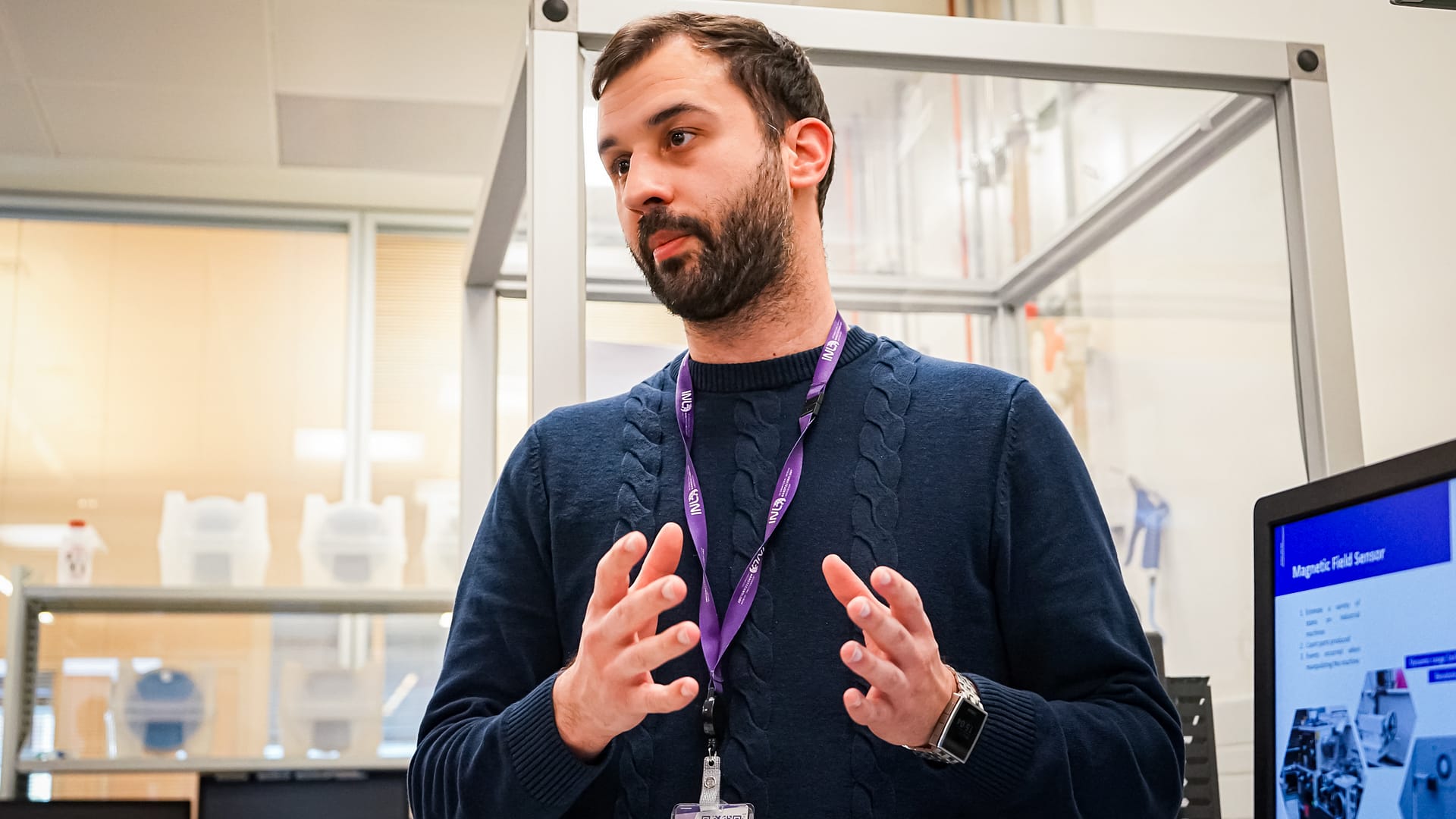 André Araújo, an Electronics Engineer among Physicists